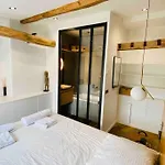 Nid Luxueux En Plein Centre De Paris